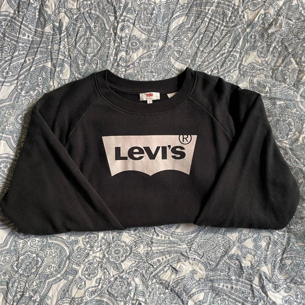 Levi’s sweater